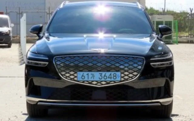 제네시스GV70 중고차 일렉트리파이드 GV70 e-AWD 매물 사진 7 - 2023/08 58,469km