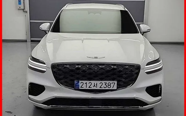제네시스GV70 중고차 GV70 2.5T 가솔린 2WD 매물 사진 12 - 2024/11 8,258km
